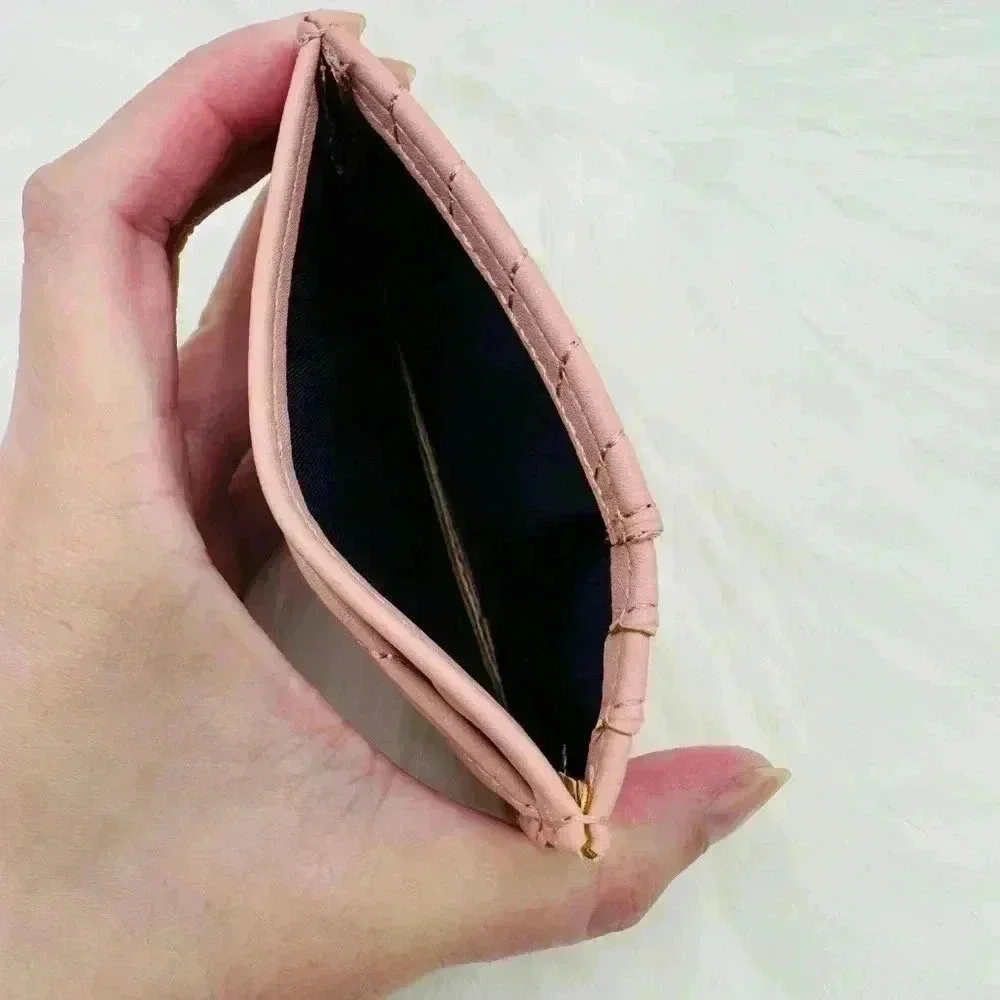 Light Pink Love Heart Card Holder